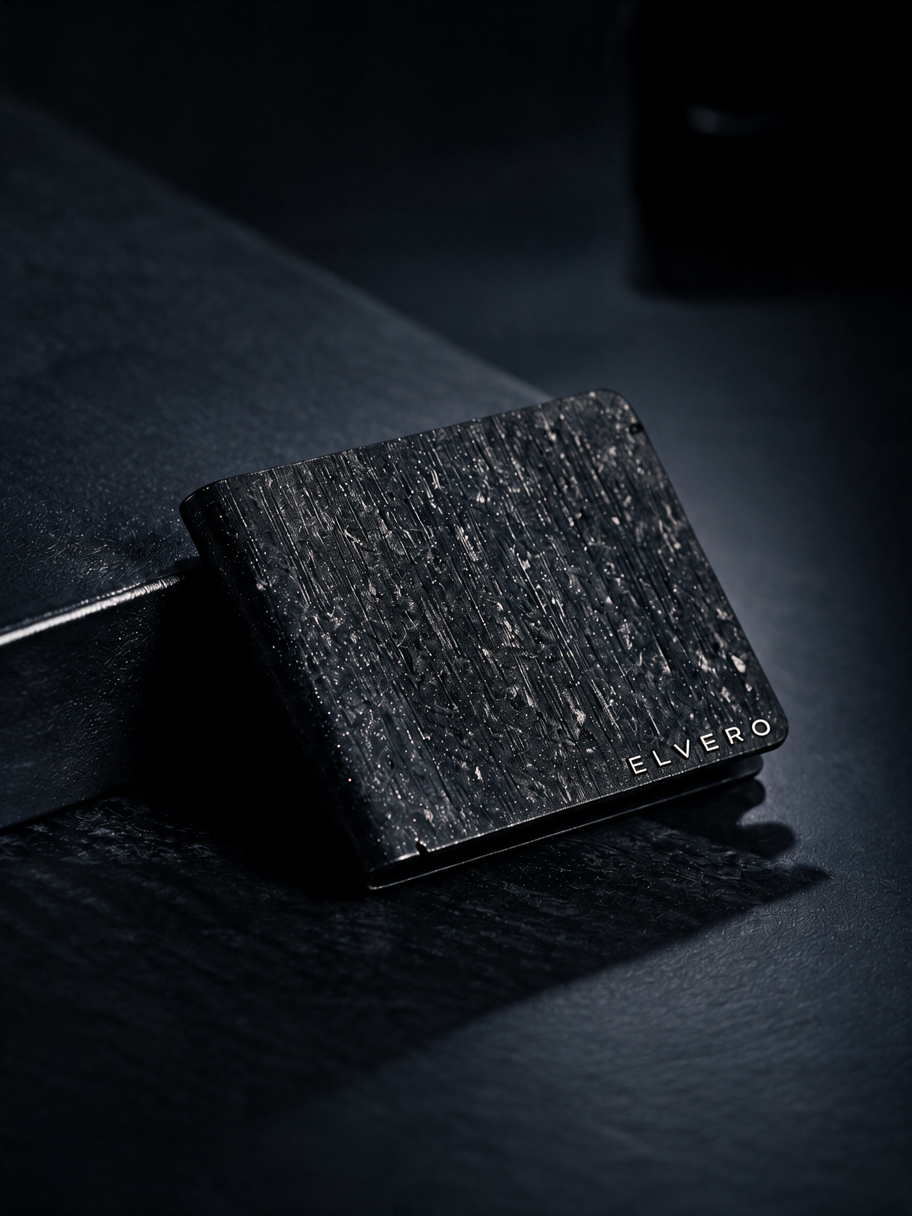 Portefeuille intelligent ELVERO noir texturé
